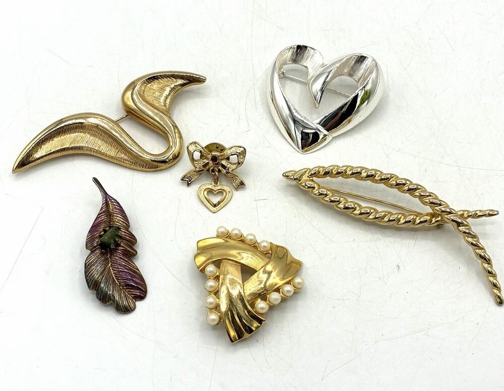 Vintage Brooch Lot of 6 Gold Silver Tone Swan Heart Leaf Pearl Statement Pins